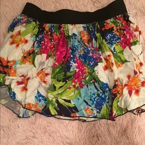 M floral skirt